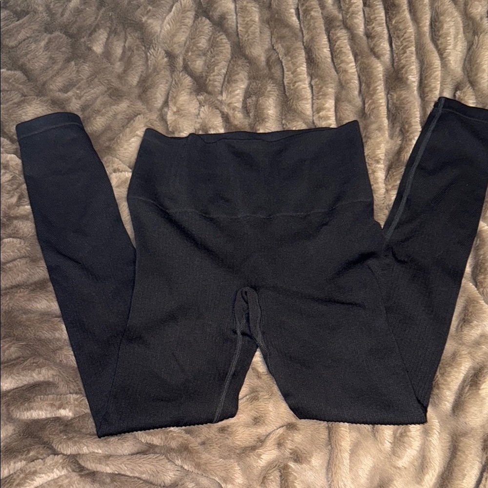 Black Buff Bunny Collection leggings